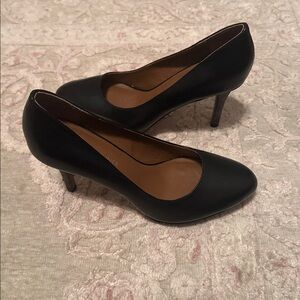 Donald J Pliner Platform Pump Snake Embossed size 6.5M